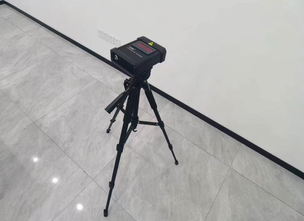 Handheld Laser Tachometer LUYOR-925 used with a tripod